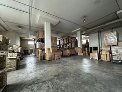 Gul Crescent (D22), Warehouse #538400011